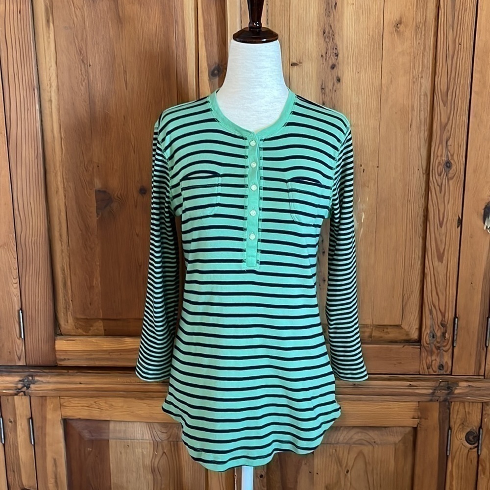 ChAPS Green & Navy Striped Chest Pocket T Shirt Sz. S